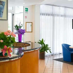 3* Hotell Argia Marina Centro