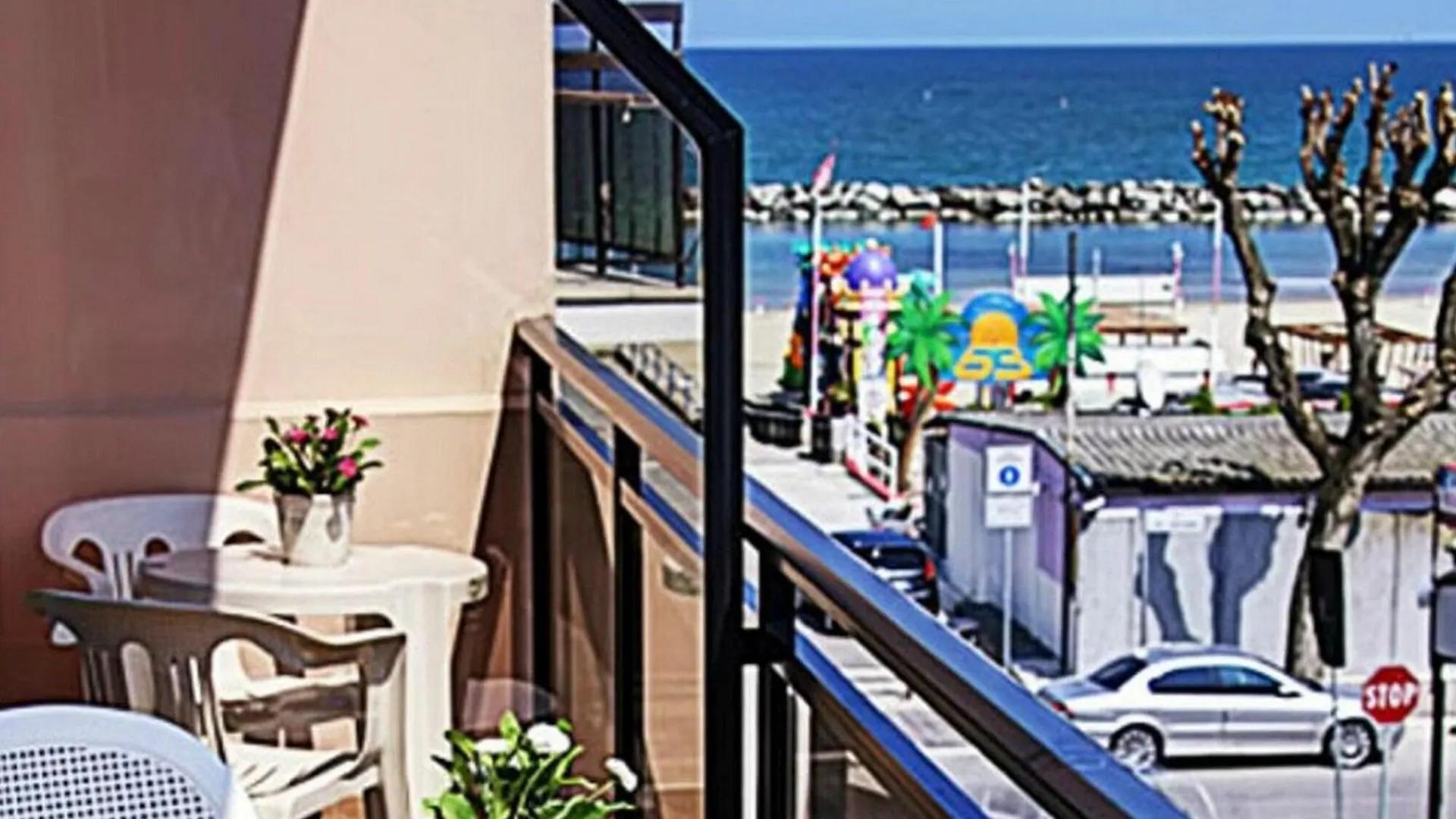 **  Hotel Villa Iris Rimini Olaszország