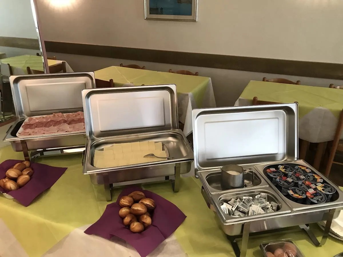 Hotel Villa Iris Rimini