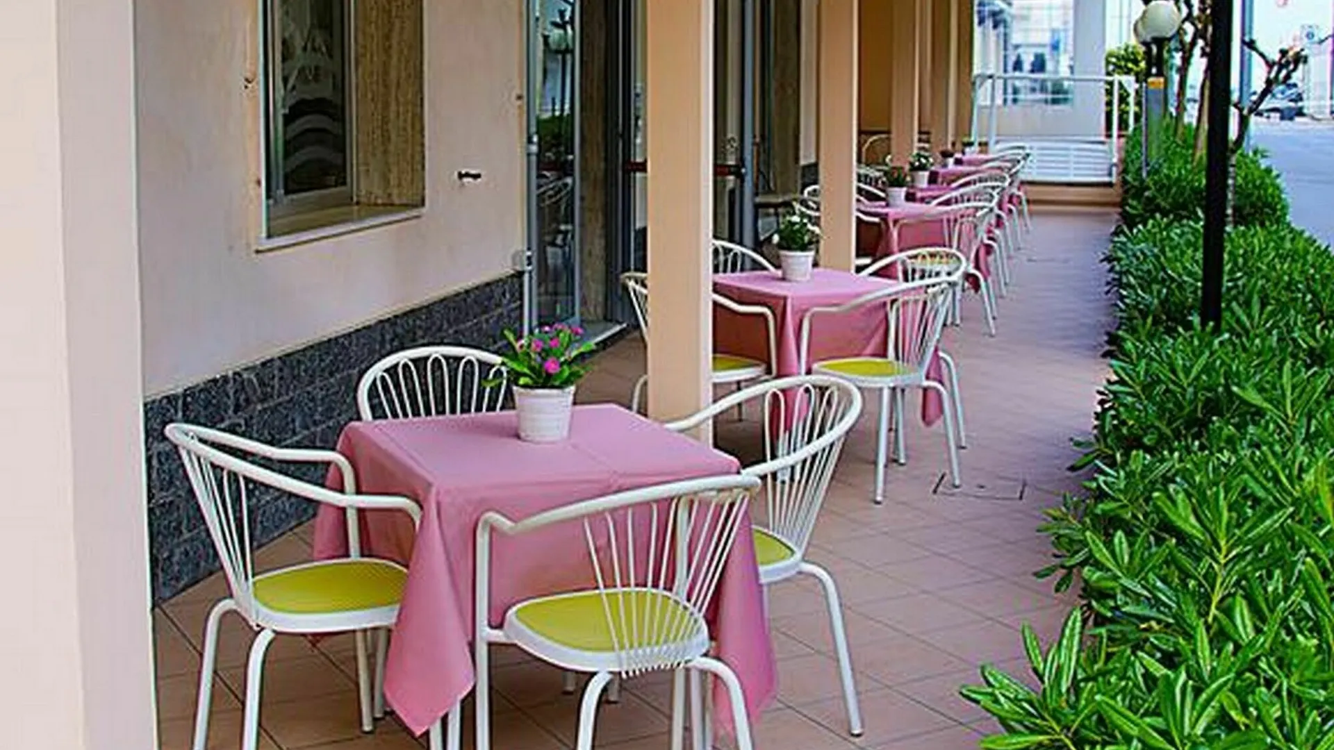 Hotel Villa Iris Rimini 2*,